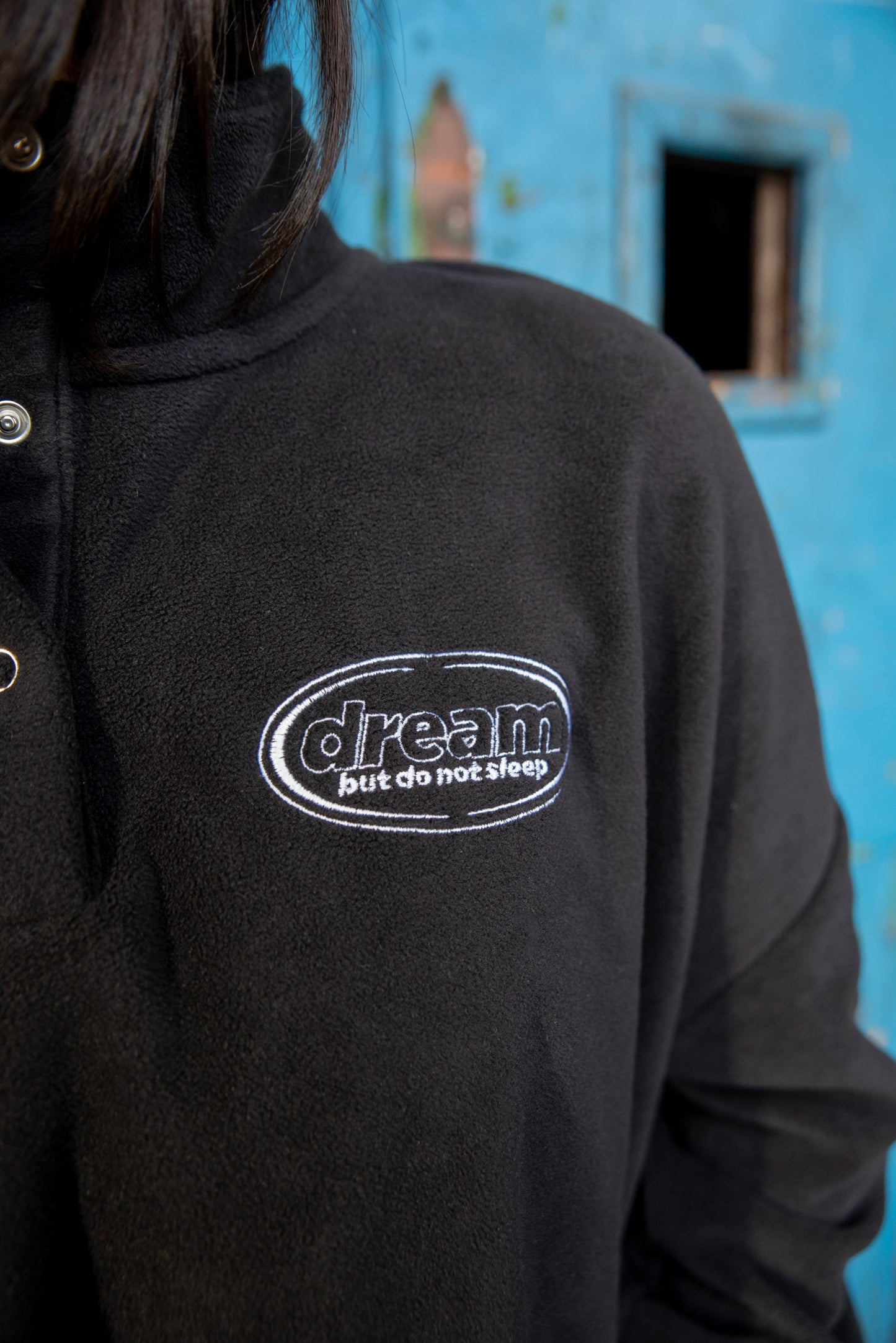 Cropped Fleece In Black With Oval Logo Embroidery-2