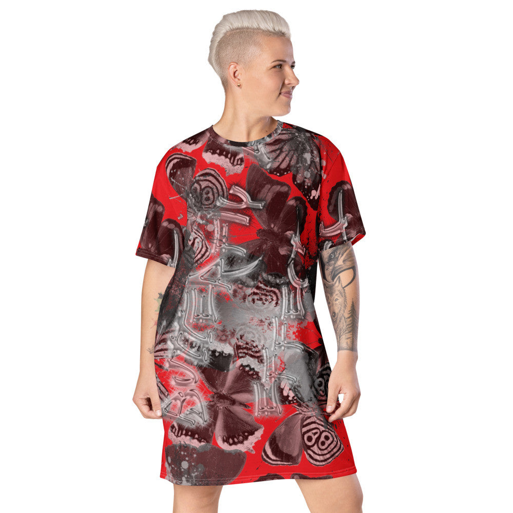 Butterfly Effect T-shirt Dress by Gianneli-6